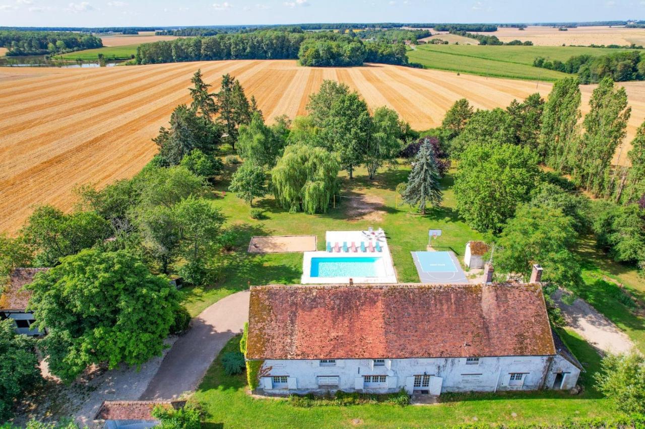 Crazy Villa Etisseaux 45 - Heated Pool - Volley Court - 1H30 Paris - 45P Saint-Maurice-sur-Aveyron Exterior photo